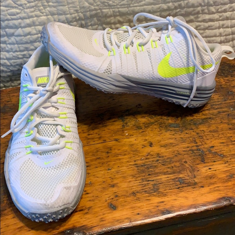 Nike Men’s Lunar TR-1 Size 8 US Euro 41 White/Bolt
